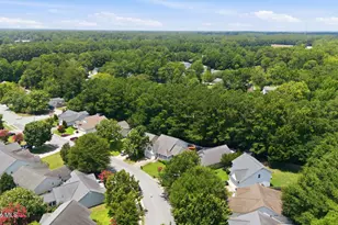 226 Monterey Cir, New Bern, NC 28562 - Photo 9
