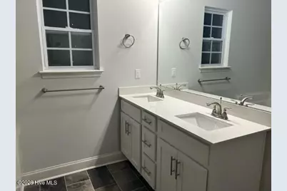 818 Hidden Bridge Drive, Jacksonville, NC 28546 - Photo 11