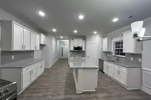 818 Hidden Brg Dr, Jacksonville, NC 28546 - Photo 7