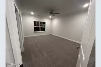 818 Hidden Bridge Drive, Jacksonville, NC 28546 - Photo 9