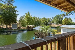 2813 Cross Bones Rd SW, Supply, NC 28462 - Photo 33