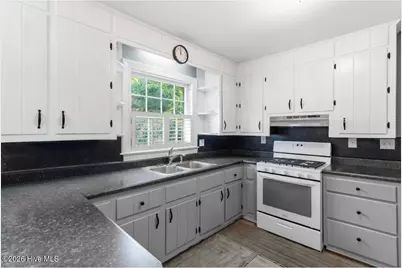 103 W Julian Avenue, Stantonsburg, NC 27883 - Photo 27