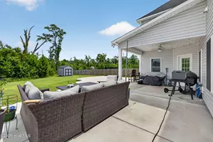 340 N Ardsley Ln, Rocky Point, NC 28457 - Photo 33