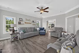 340 N Ardsley Ln, Rocky Point, NC 28457 - Photo 5