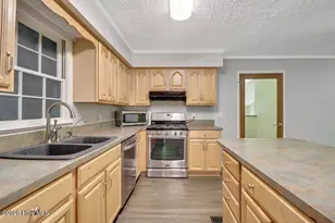 212 Pinewood Dr, Camden, NC 27921 - Photo 7