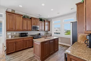 31 Porpoise Pl, North Topsail Beach, NC 28460 - Photo 11
