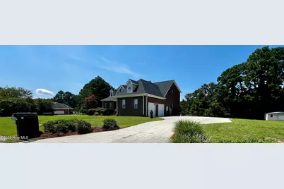 191 N Lakes Drive, Whiteville, NC 28472 - Photo 5
