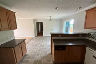 102 Cypress Knee Dr, Richlands, NC 28574 - Photo 5