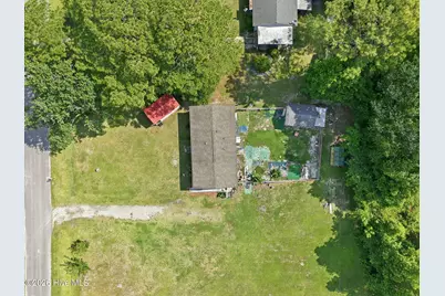 172 Gray Squirrel Lane, Newport, NC 28570 - Photo 11