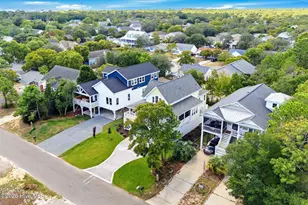 141 NE 10th St, Oak Island, NC 28465 - Photo 7