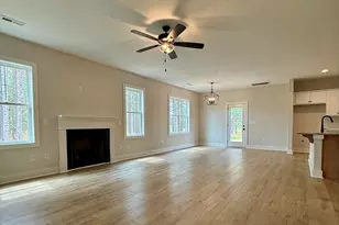 158 Spring Meadows Dr, Aberdeen, NC 28315 - Photo 3