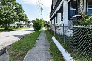 1631 Fenwick St, Augusta, GA 30904 - Photo 11