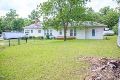 215 S Randolph Street, Rockingham, NC 28379 - Photo 5