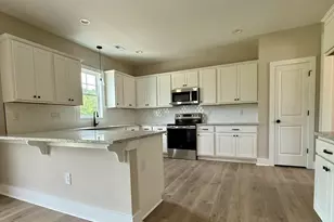 145 Spring Meadows Dr, Aberdeen, NC 28315 - Photo 3