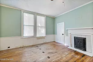 612 W Main St, Mount Olive, NC 28365 - Photo 9