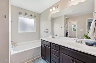 605 Coral Reef Ct, Sneads Ferry, NC 28460 - Photo 29