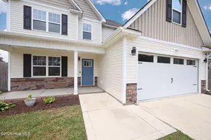 605 Coral Reef Ct, Sneads Ferry, NC 28460 - Photo 3