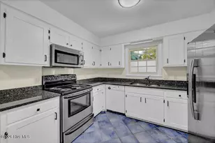521 Baytree Rd, Wilmington, NC 28409 - Photo 15