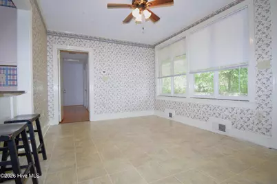 1509 E 4th Street, Greenville, NC 27858 - Photo 5