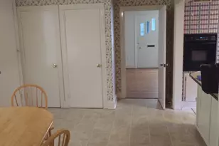 1509 E 4th St, Greenville, NC 27858 - Photo 5