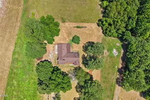 703 E Dr Martin L King Jr Blvd, Roseboro, NC 28382 - Photo 29