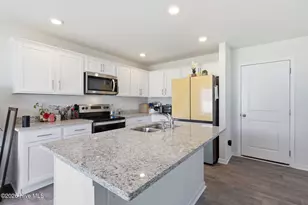 1909 Butterfield Ln, Kinston, NC 28504 - Photo 11