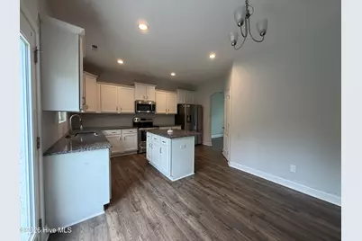 900 Courthouse Crossing, Jacksonville, NC 28546 - Photo 7