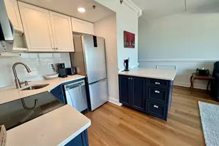 106 N Water St, Wilmington, NC 28401 - Photo 3