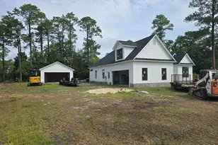 102 Dottie Ln, Hampstead, NC 28443 - Photo 1