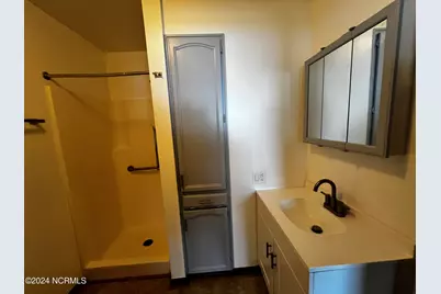 1221 Riverside Avenue #204, Elizabeth City, NC 27909 - Photo 9