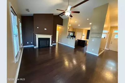513 New Hanover Trail, Jacksonville, NC 28546 - Photo 5