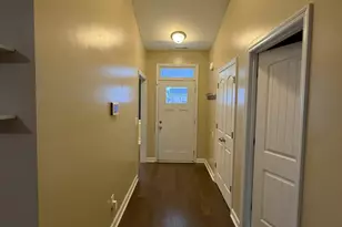 513 New Hanover Trl, Jacksonville, NC 28546 - Photo 3
