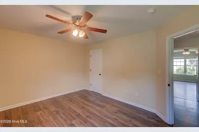 300 Crest Place, Jacksonville, NC 28540 - Photo 19
