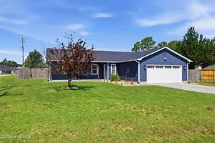 426 Oregon Trail, Hubert, NC 28539 - Photo 3