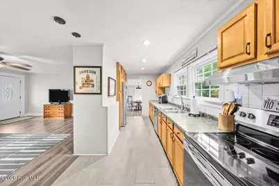 202 Walnut Avenue, Hamlet, NC 28345 - Photo 5