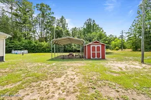 202 Walnut Ave, Hamlet, NC 28345 - Photo 31