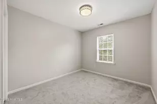 504 Bynum Ave, Maysville, NC 28555 - Photo 13