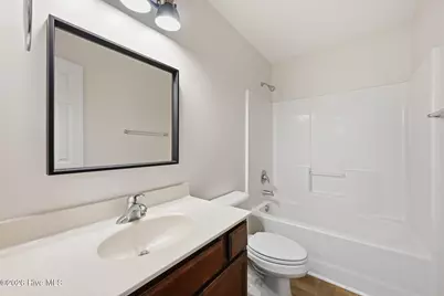 504 Bynum Avenue, Maysville, NC 28555 - Photo 15