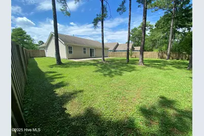 404 Ridgeway Drive, Sneads Ferry, NC 28460 - Photo 21