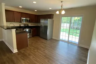 404 Ridgeway Dr, Sneads Ferry, NC 28460 - Photo 5