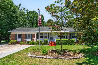 403 Oakwood Avenue, Jacksonville, NC 28546 - Photo 1