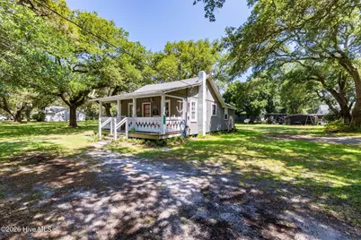 493 Island Road, Harkers Island, NC 28531 - Photo 3