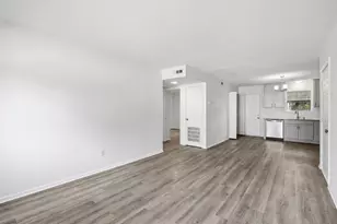 100 Ravenwood Dr, Jacksonville, NC 28546 - Photo 3