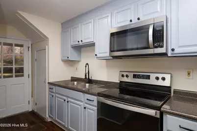 [Address not provided], Jacksonville, NC 28540 - Photo 39
