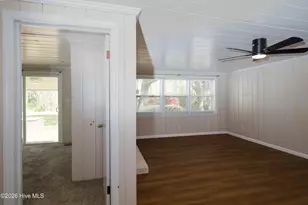 1190 Blue Creek Rd, Jacksonville, NC 28540 - Photo 7