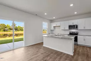 1404 Grn Rdg Dr, Winterville, NC 28590 - Photo 5