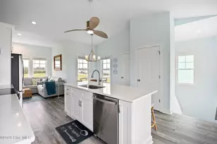 494 Ocean Blvd W, Holden Beach, NC 28462 - Photo 5