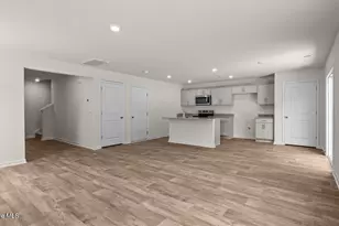 3822 Dianne Dr NW, Wilson, NC 27896 - Photo 5