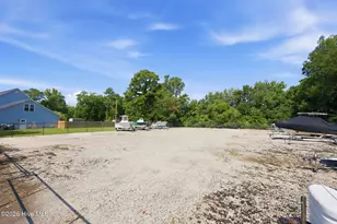 501 Park Meadows Dr, Newport, NC 28570 - Photo 61