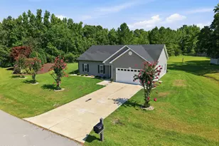 501 Park Meadows Dr, Newport, NC 28570 - Photo 19